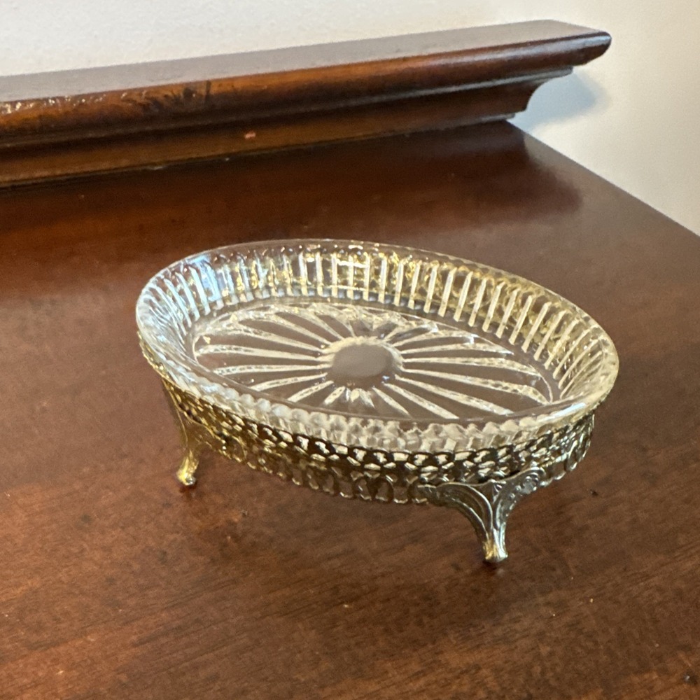 4.5"x3"x1.5" Antique Filigree Ormolu Gold-tone 3 Footed Oval Jewelry Soap Holder